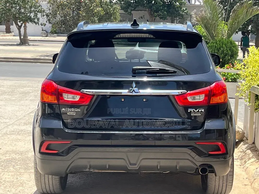 Mitsubishi Outlander 2019 Noir Mat