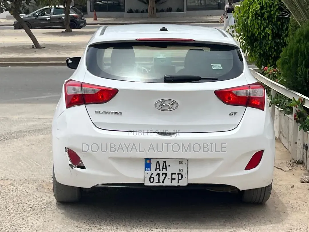 Hyundai Elantra 2015 Blanc