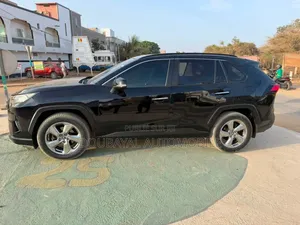 Toyota RAV4 2020 Noir Mat