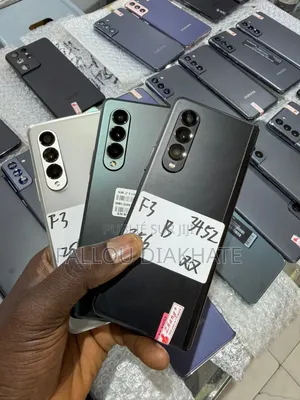 Nouveau Samsung Galaxy Z Fold3 5G 256 GB Autre