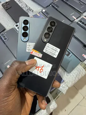 Nouveau Samsung Galaxy Z Fold3 5G 256 GB Autre