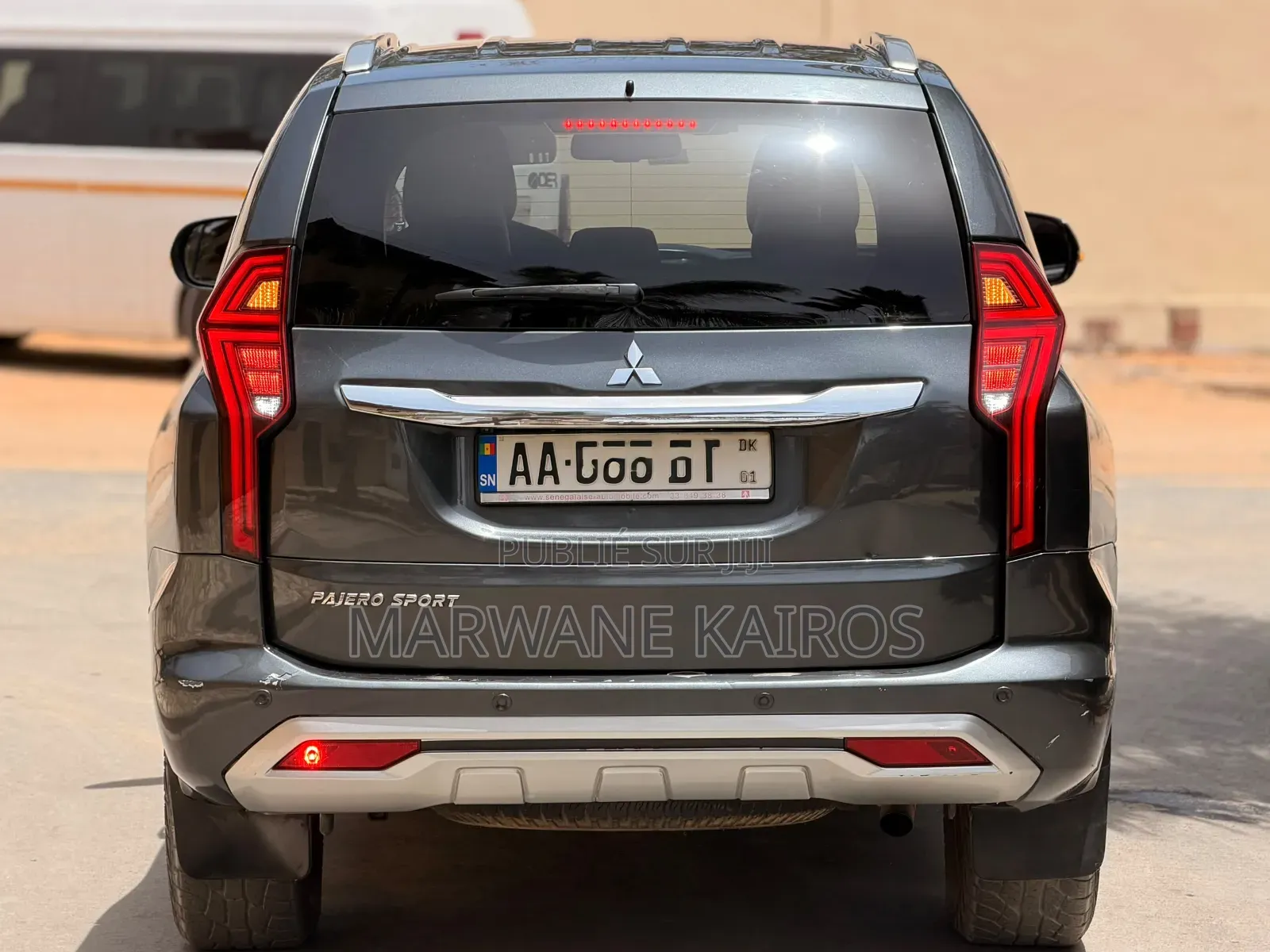 Mitsubishi Pajero Sport 2021 Gris