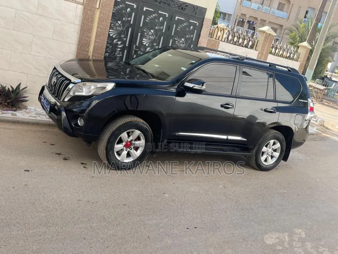 Toyota Land Cruiser Prado 2015 Noir