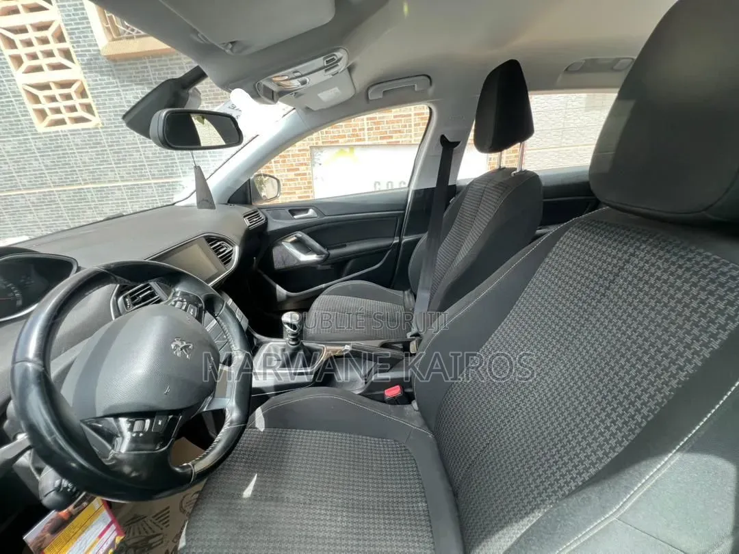 Peugeot 308 2018 Blanc