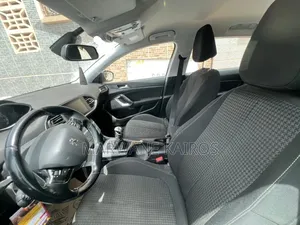 Peugeot 308 2018 Blanc