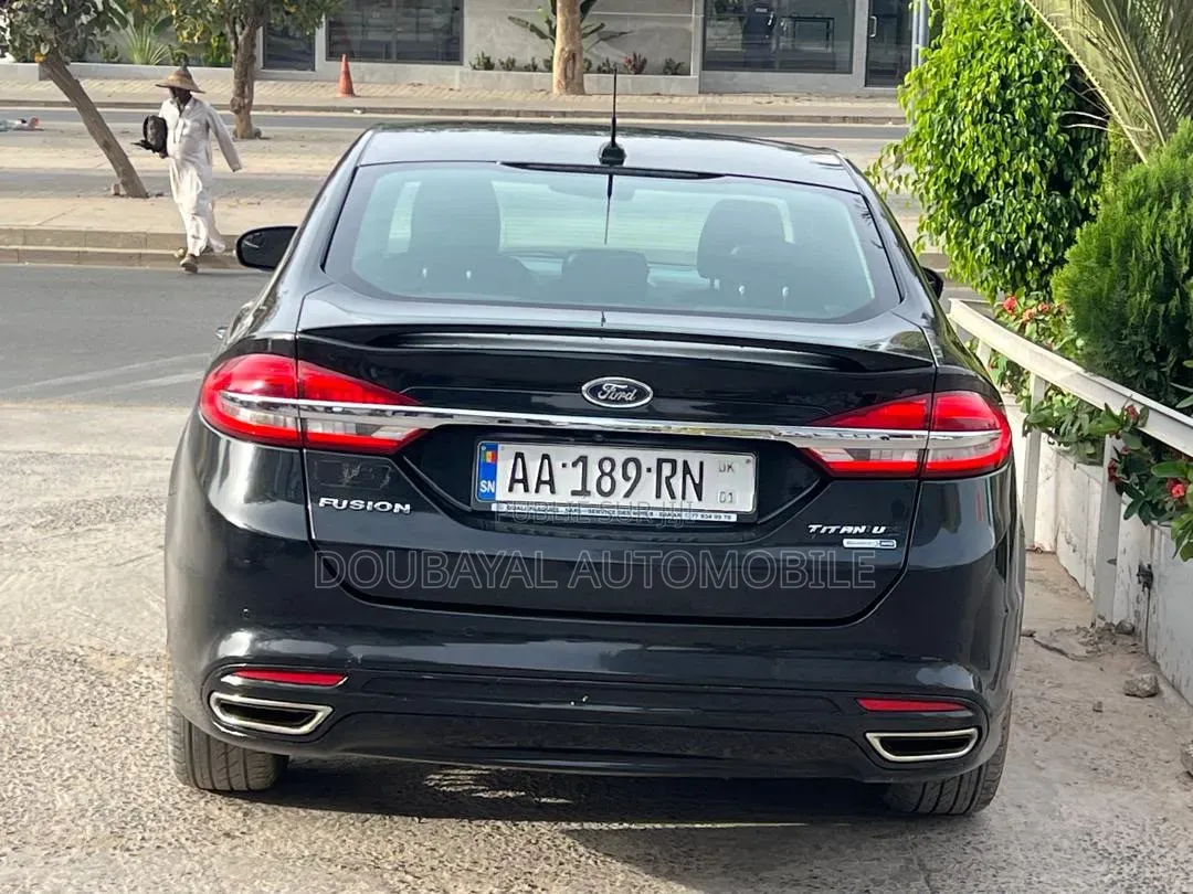 Ford Fusion 2018 Noir Mat