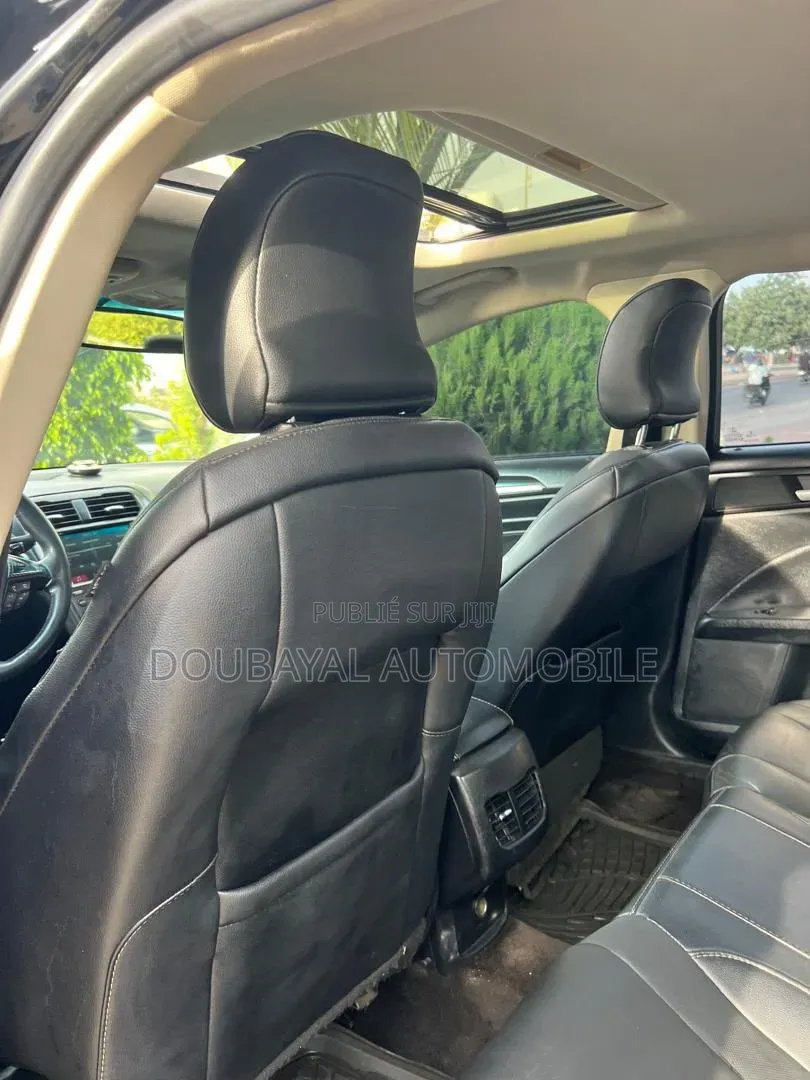 Ford Fusion 2018 Noir Mat