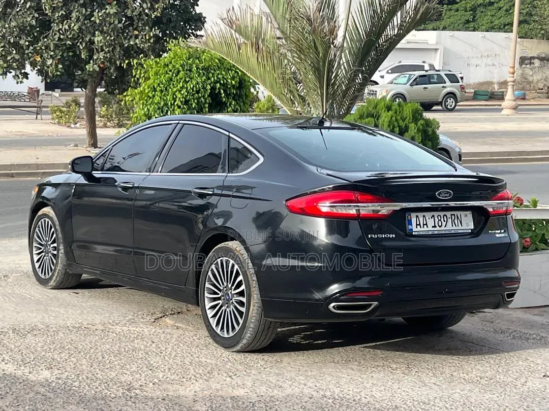 Ford Fusion 2018 Noir Mat