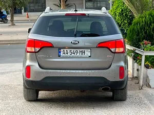 Kia Sorento 4dr SUV 2016 Gris