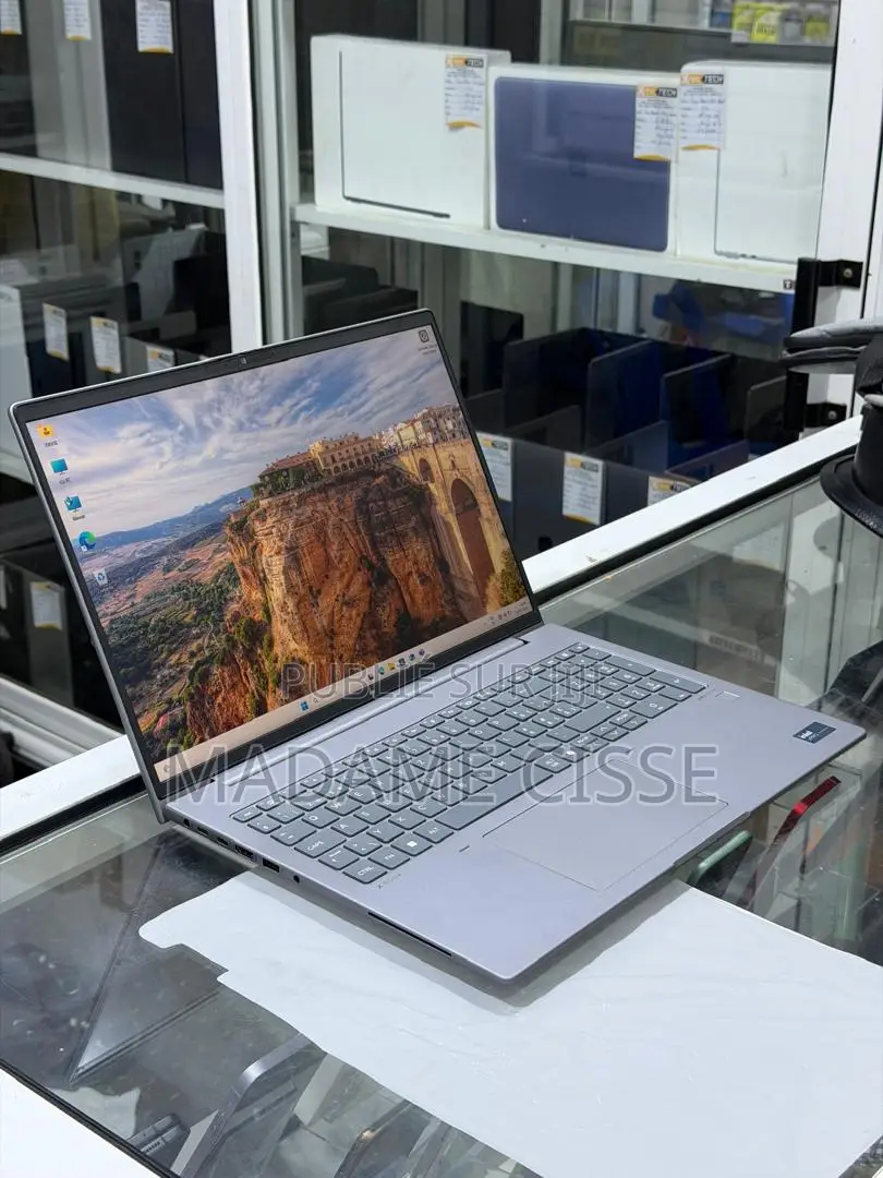 Nouveau Ordinateur portable HP Autre 32GB Intel Core Ultra 7 SSD 1T