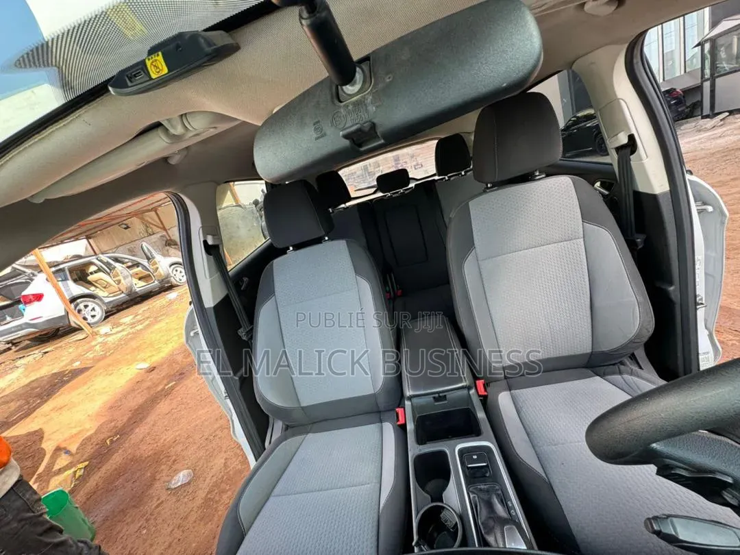 Ford Escape 2017 Blanc