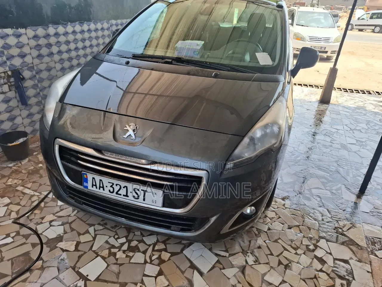 Peugeot 5008 2017 Gris