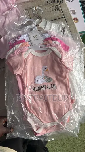 Vêtements De Bebe