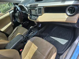 Toyota RAV4 2013 Bleu