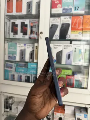 Nouveau Samsung Galaxy A35 128 GB Noir
