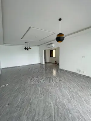 3chbre Appartement dans Almadies à Louer