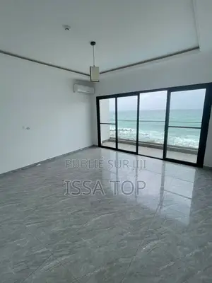 3chbre Appartement dans Almadies à Louer