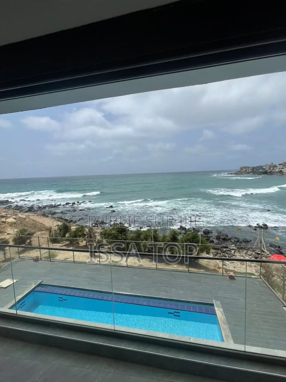3chbre Appartement dans Almadies à Louer