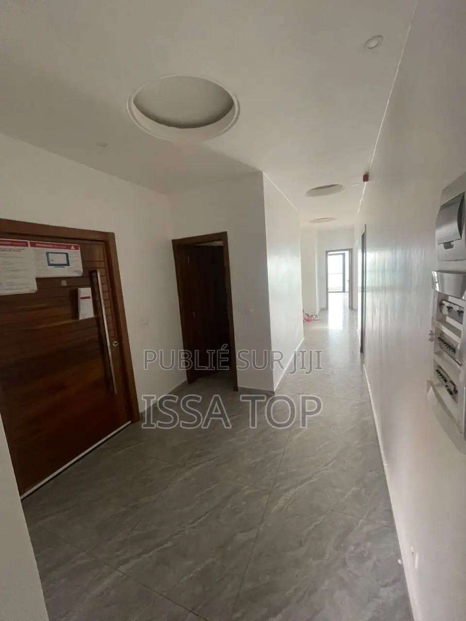 3chbre Appartement dans Almadies à Louer