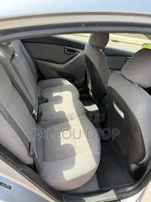 Hyundai Elantra 2016 Gris