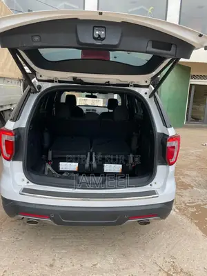 Ford Explorer XLT AWD 2018 Blanc