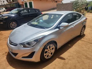 Hyundai Elantra 2013 Gris