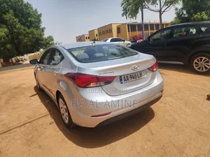 Hyundai Elantra 2013 Gris