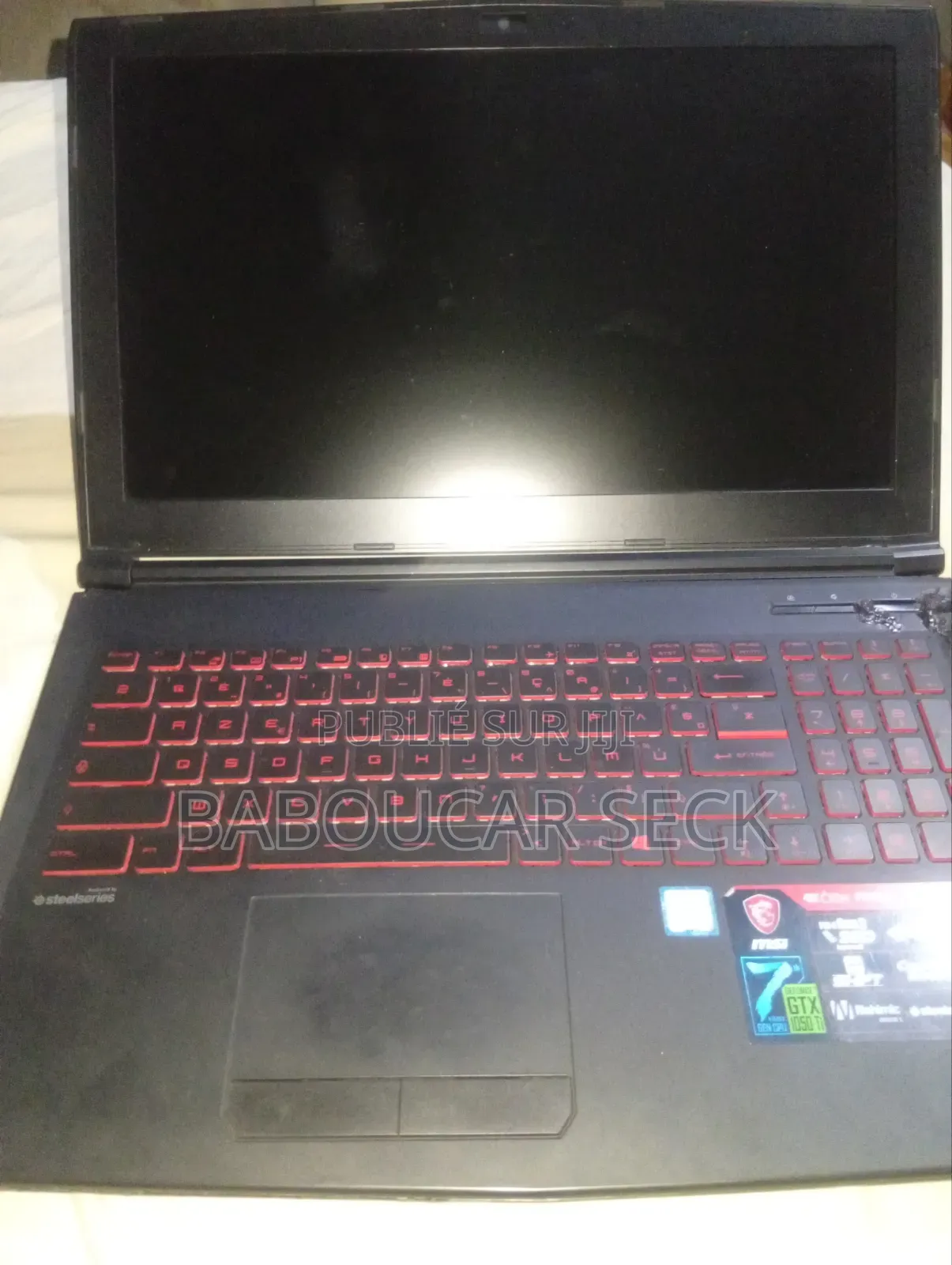 Ordinateur portable MSI GL62M 7RDX 8GB Intel Core i5 SSHD (Hybrid) 1.5T