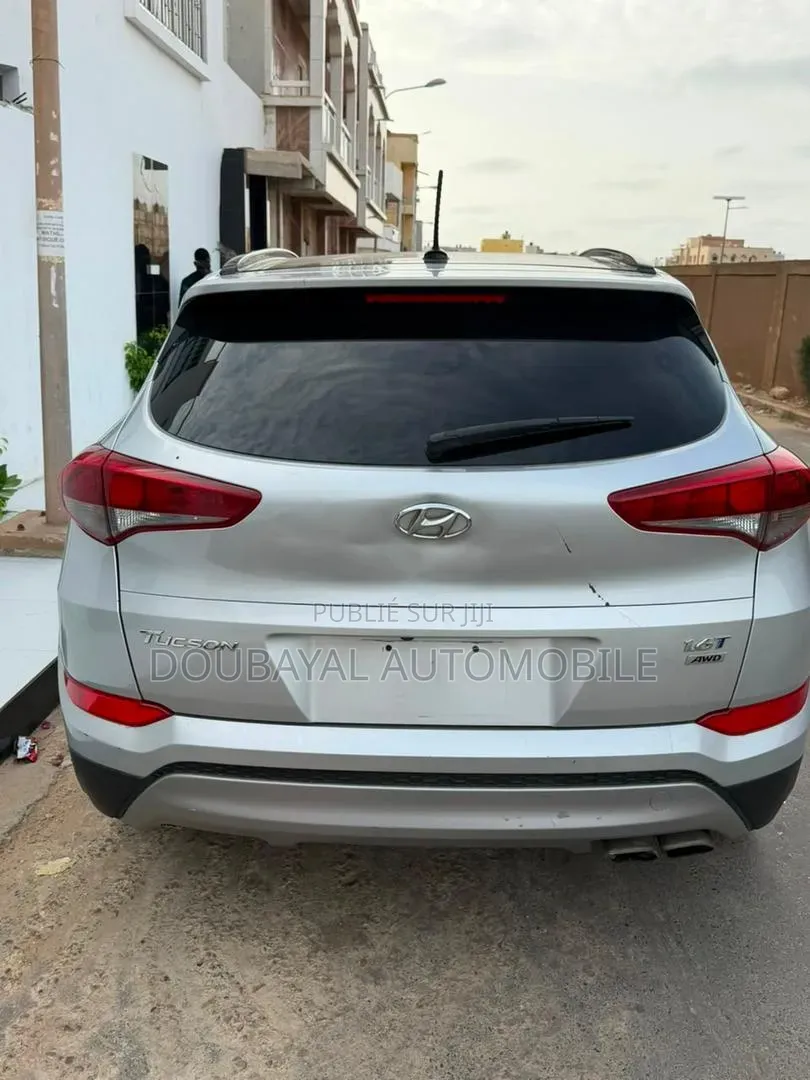Hyundai Tucson 2016 Gris
