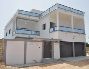 3chbre Villa dans Ngaparou, Thiès Sud à Vendre