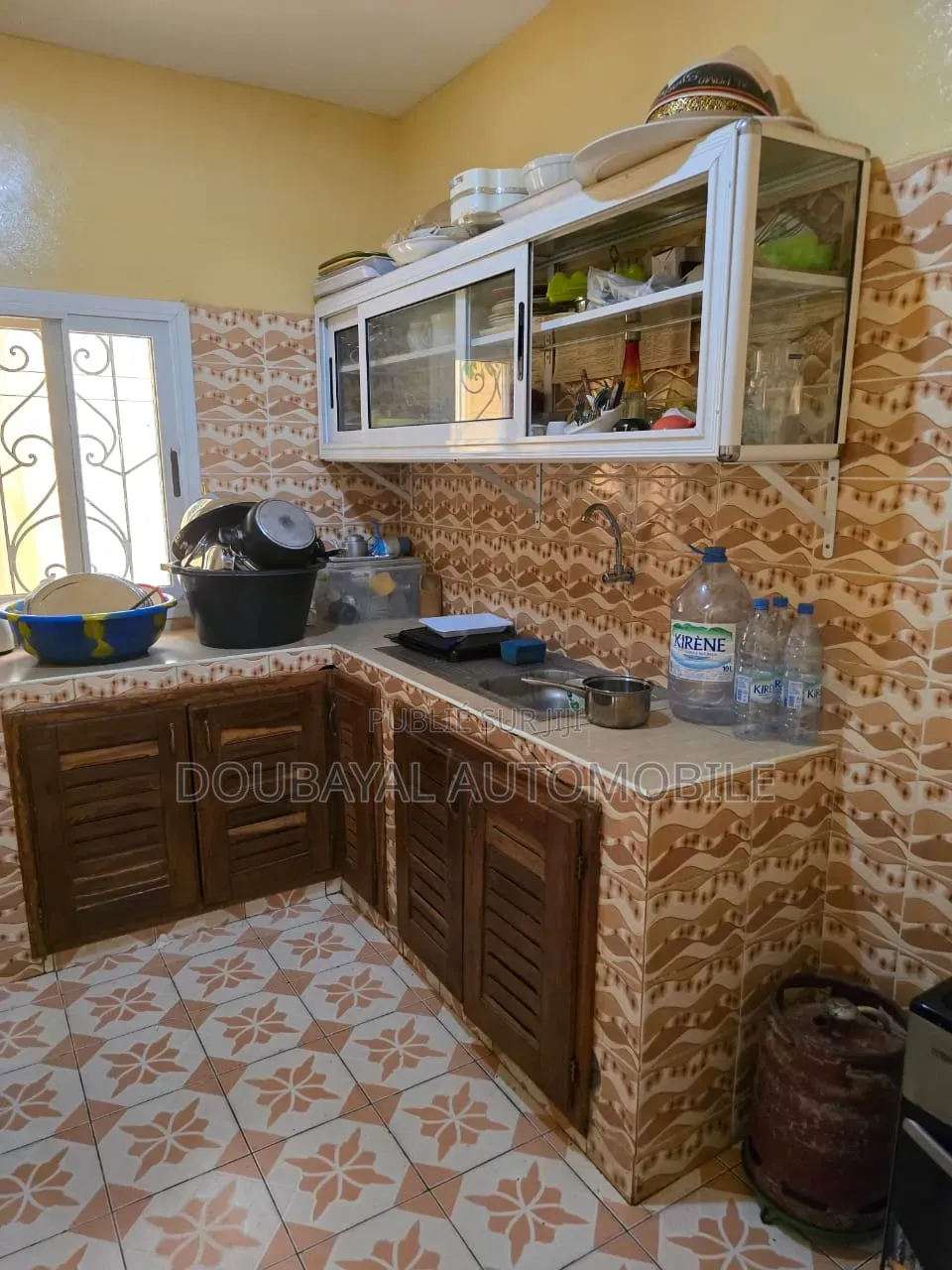 5chbre Villa dans Ngaparou, Thiès Sud à Vendre