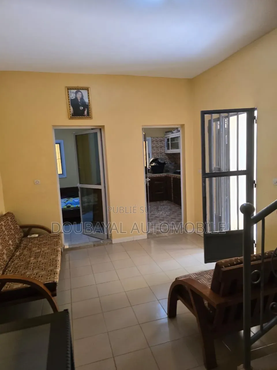 5chbre Villa dans Ngaparou, Thiès Sud à Vendre