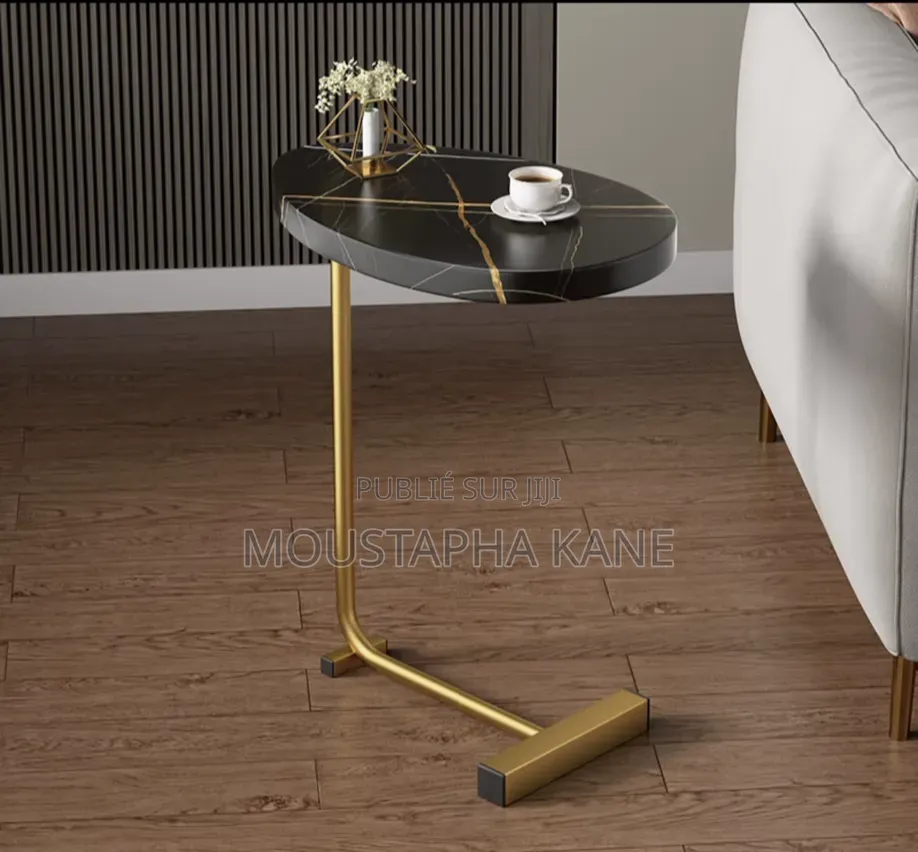 Table d'Appoint