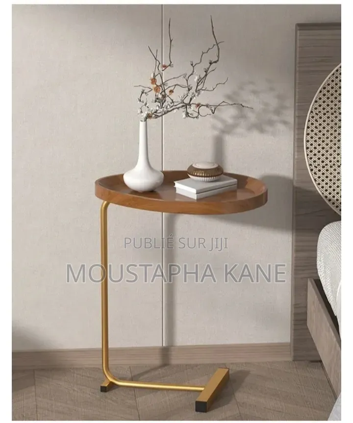 Table d'Appoint