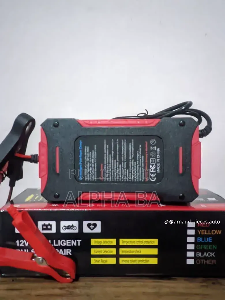 Chargeur Batterie Disponible