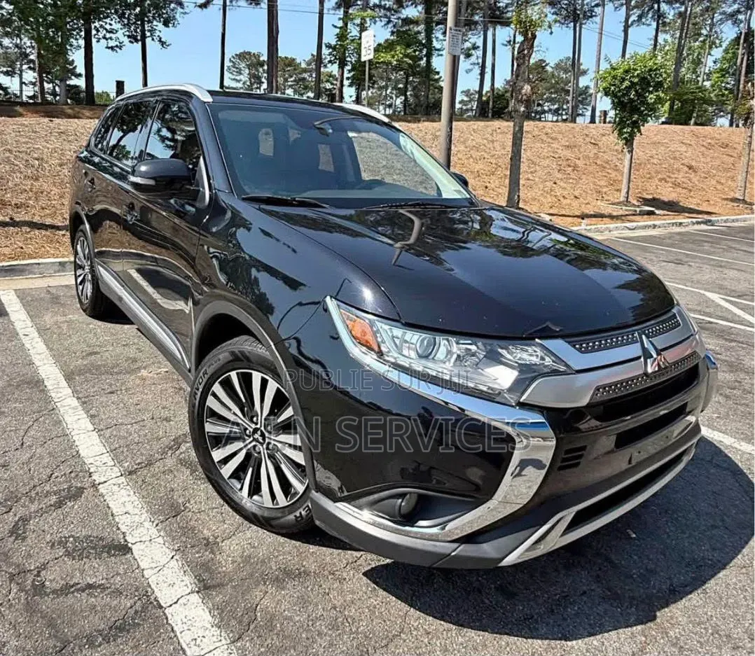 Mitsubishi Outlander 2020 Noir