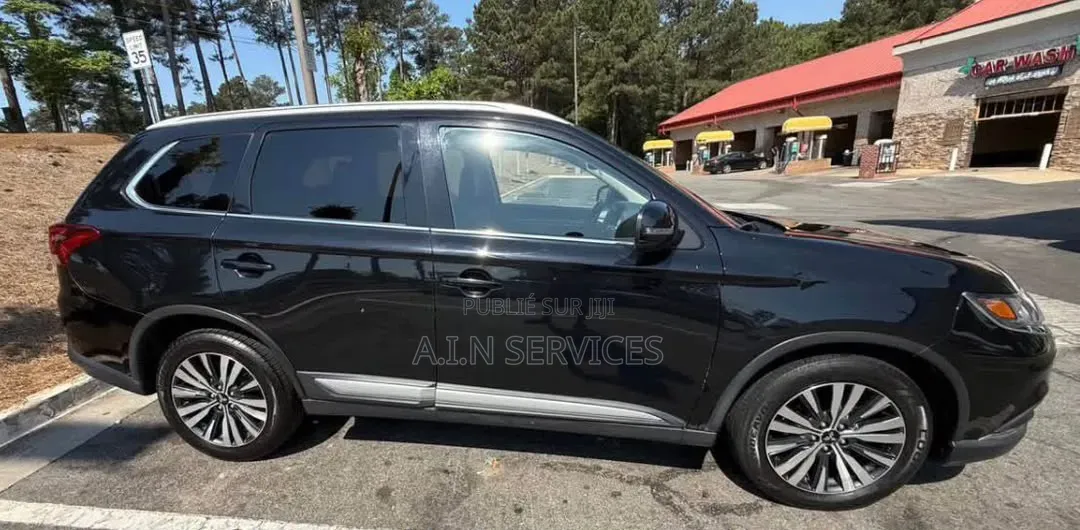 Mitsubishi Outlander 2020 Noir