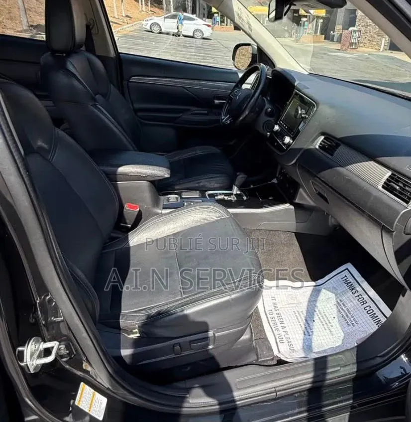 Mitsubishi Outlander 2020 Noir