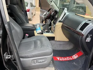 Toyota Land Cruiser Prado 2012 Noir