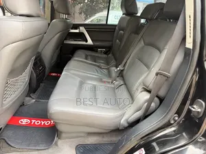 Toyota Land Cruiser Prado 2012 Noir