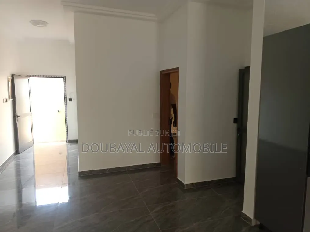 3chbre Villa dans Somone, Thiès Sud à Vendre