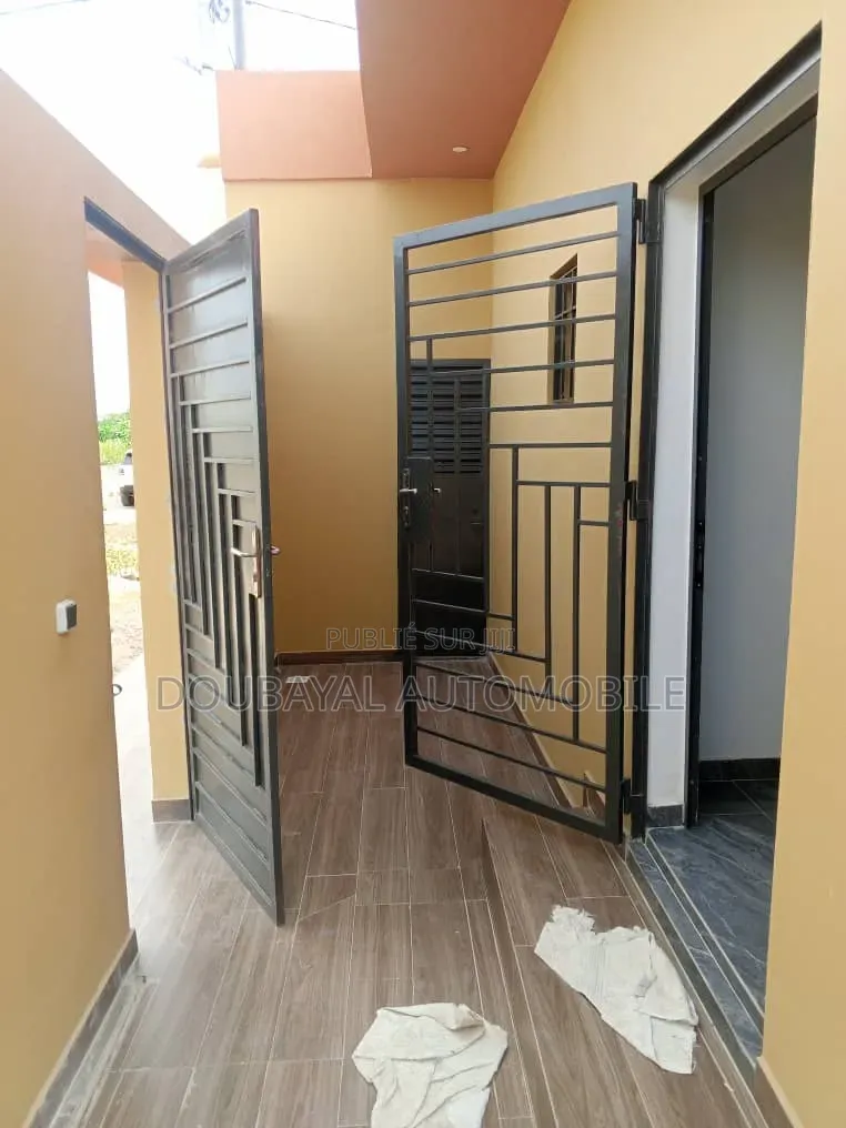 3chbre Villa dans Somone, Thiès Sud à Vendre