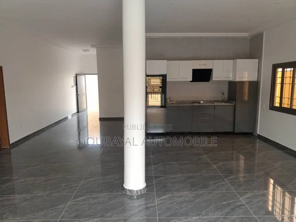 3chbre Villa dans Somone, Thiès Sud à Vendre