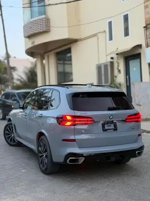 BMW X5 2025 Gris