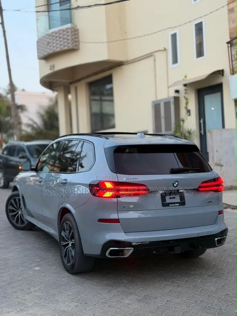 BMW X5 2025 Gris