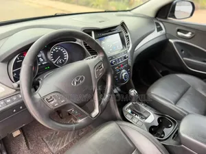 Hyundai Mistra 2017 Bleu