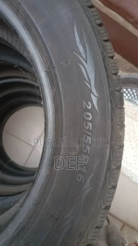 Pneus Venant De France 205/55r17 Et R16