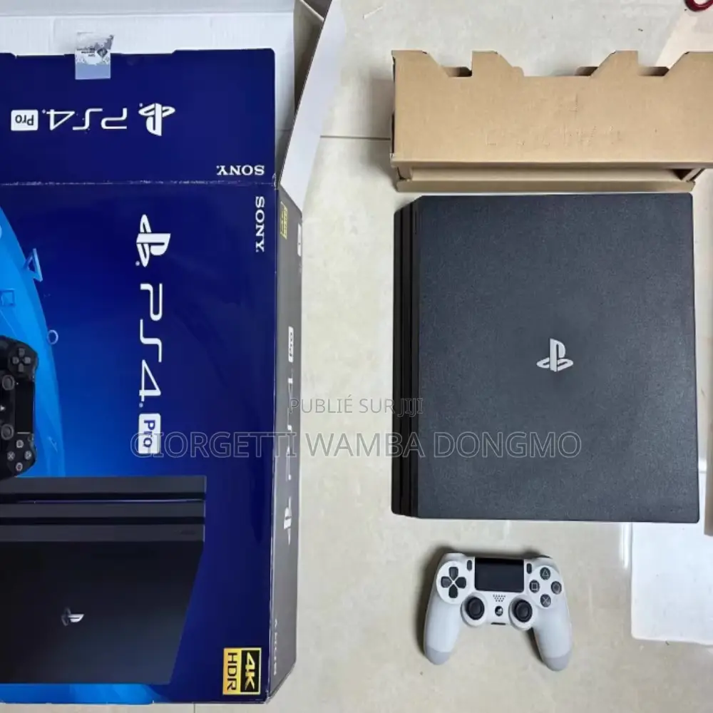 Ps4 Pro + Une Manette Et Jeux