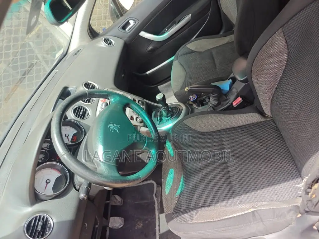 Peugeot 308 2012 Gris