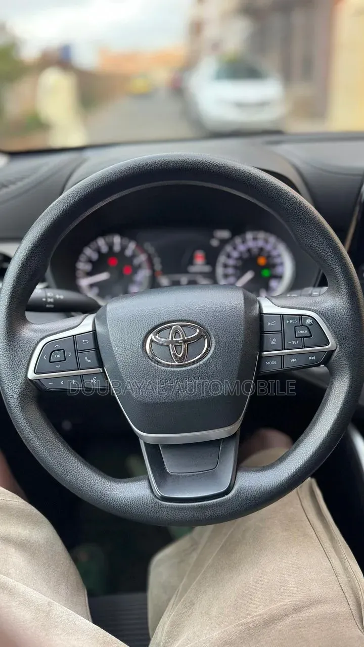 Toyota Highlander 2023 Blanc